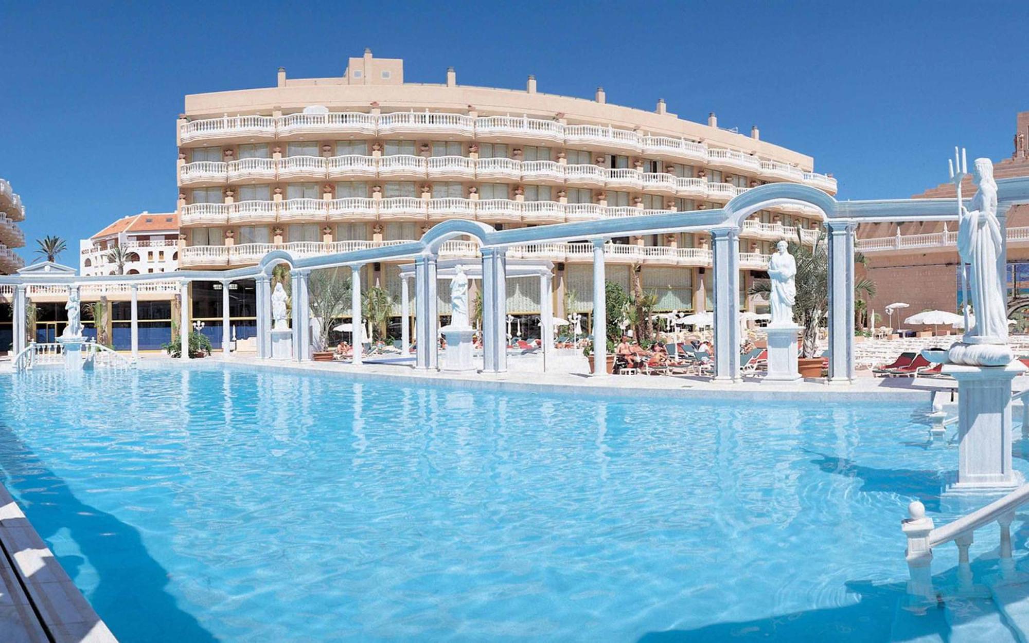 Double Room Pool View